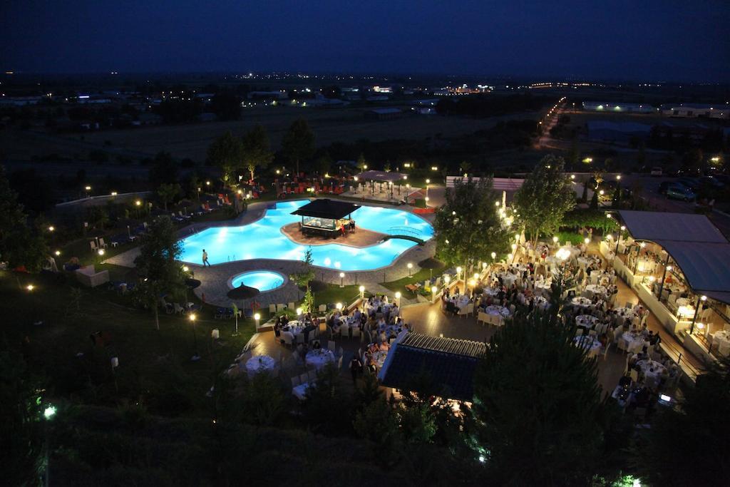 Alexander Hotel سيرس المظهر الخارجي الصورة